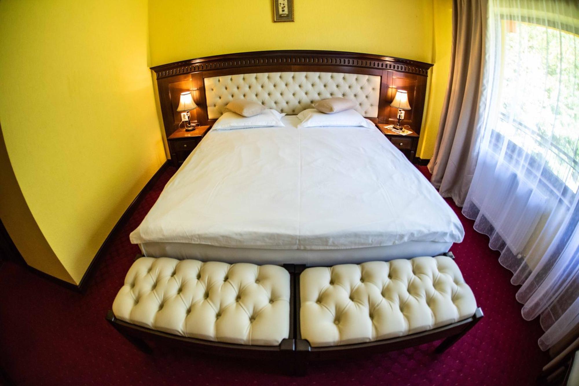 Hotel Trei Brazi Baile Olanesti Luaran gambar