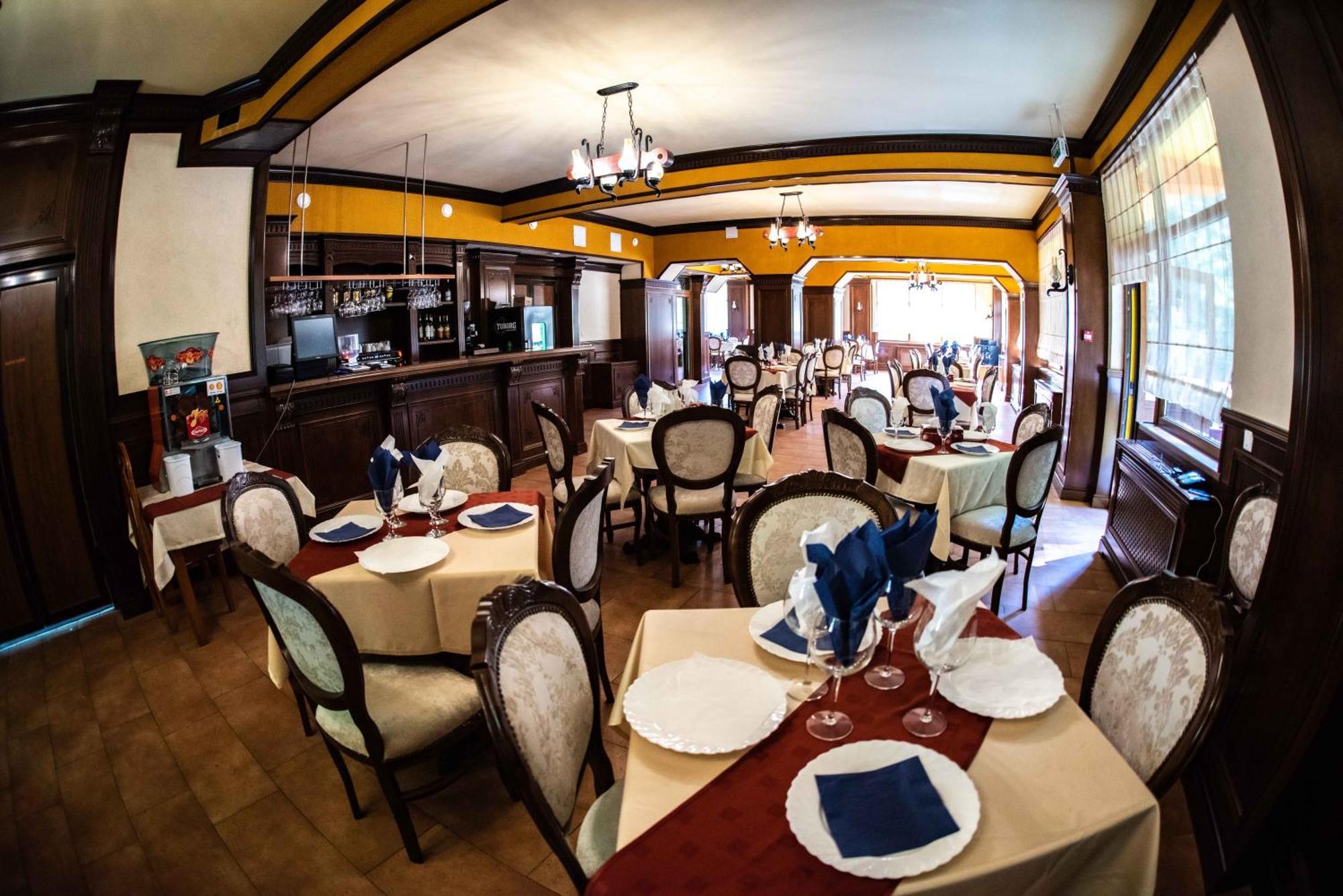 Hotel Trei Brazi Baile Olanesti Luaran gambar