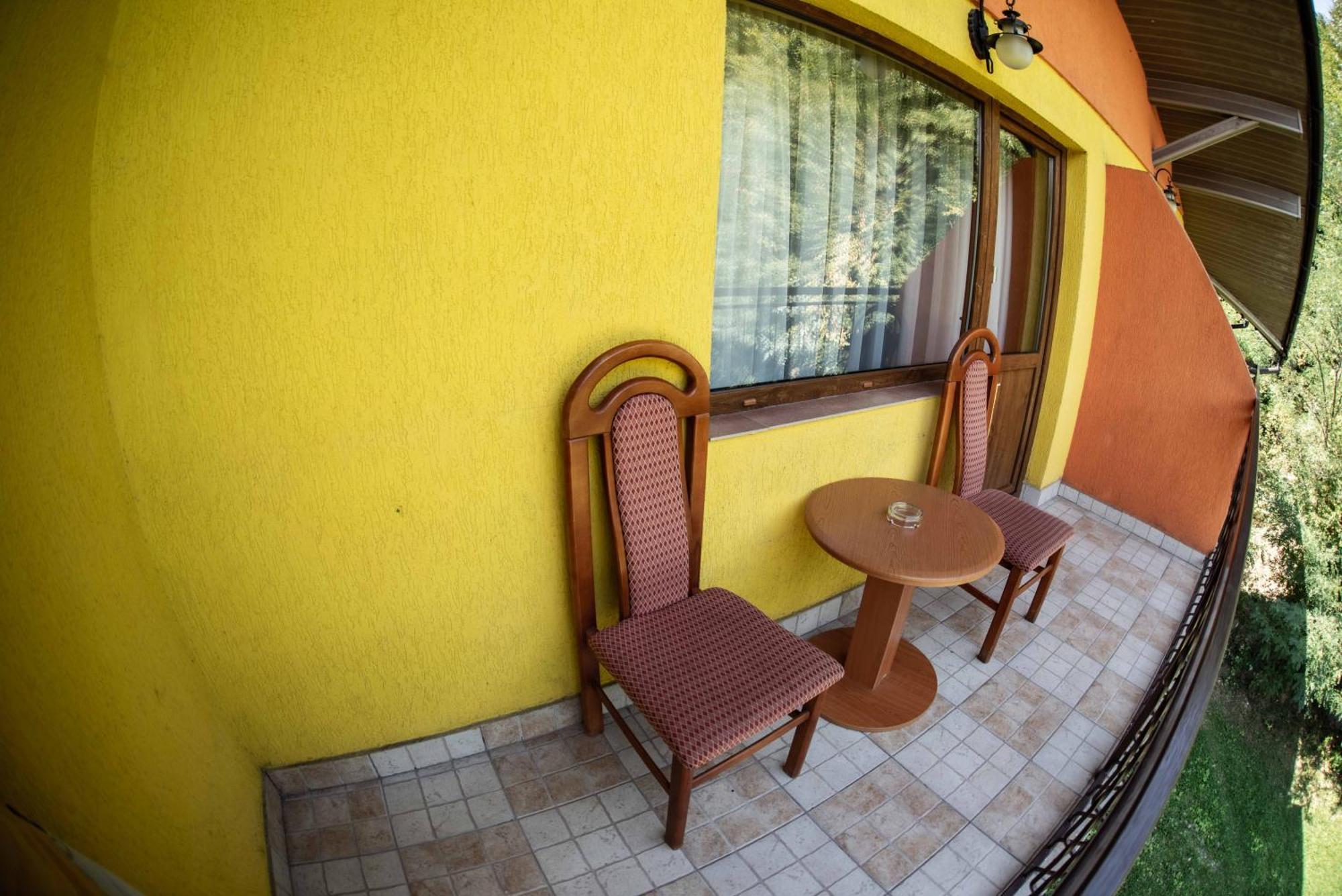 Hotel Trei Brazi Baile Olanesti Luaran gambar